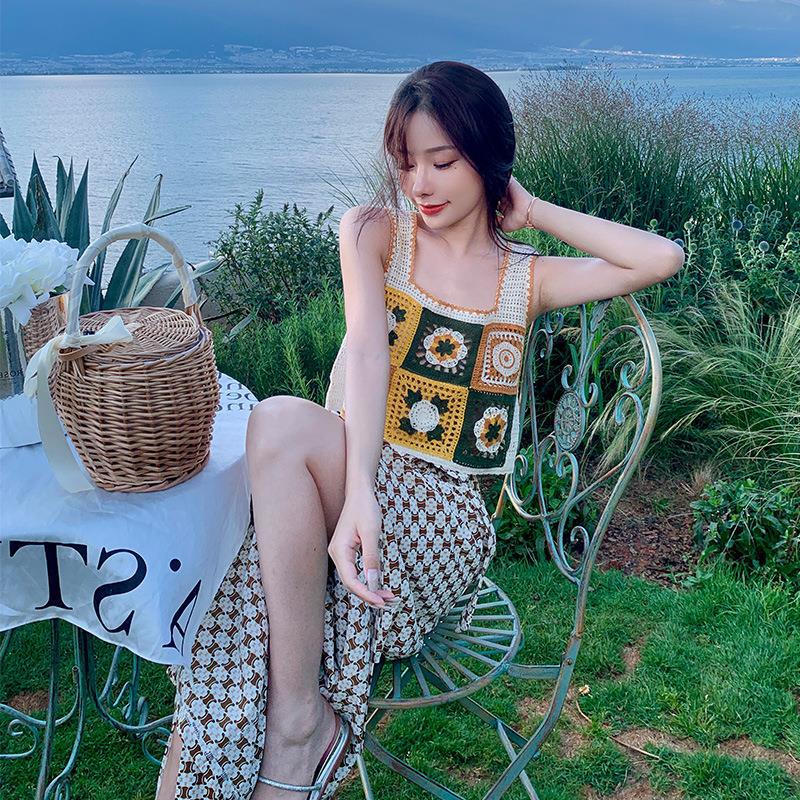 Vintage Color Square Plaid Knitted Vest Sling Women's Summer Short Square Collar Hollow Lace Outer Blouse