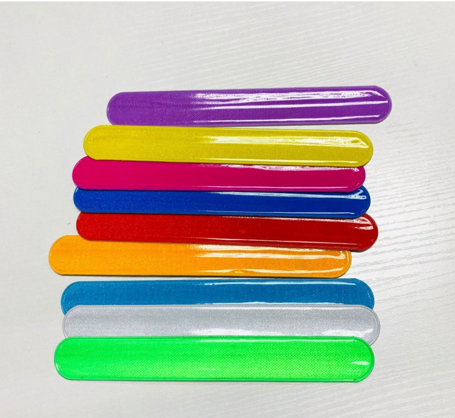 Selección estricta fábrica en stock correa reflectante correa de muñeca anillo de presión reflectante pulsera reflectante tira de advertencia deportiva 13,5g