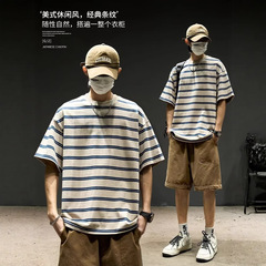 ストライプ Tシャツ メンズ 2025 新しいアメリカンファッションブランド ピュアラウンドネック 半袖 ルーズ カジュアル 香港スタイル 半袖 インサマー