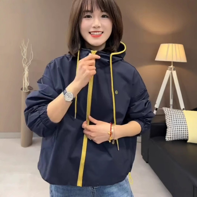 Korean Style Contrast Color Hooded Outdoor Sunscreen Jacket Women's 2025 Spring New Loose All-match Jacket Top