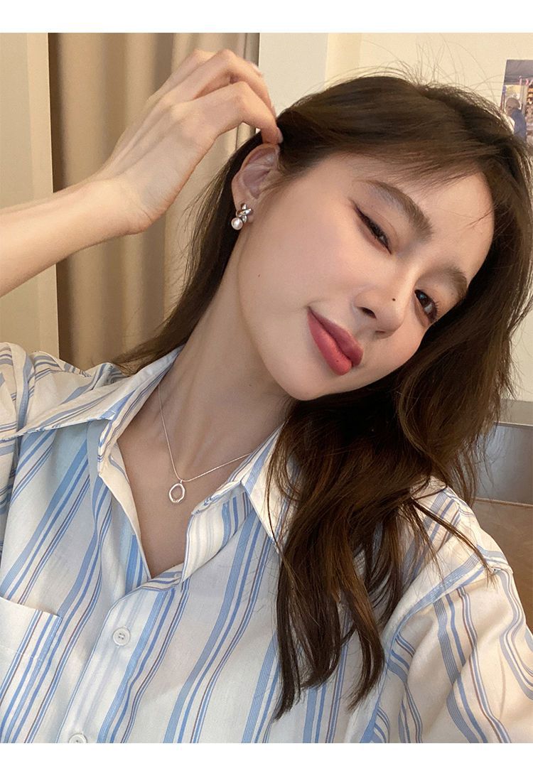 Leichte Luxus-Nische, unregelmäßige Wassertropfen-Sterlingsilberkette, 2023 neue minimalistische High-End-Schlüsselbeinkette,_voghion.com