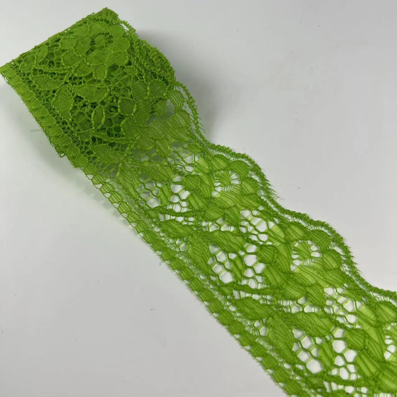Suministro directo de fábrica 6cm encaje ropa textil para el hogar falda collar accesorios encaje color no elástico material de poliéster al por mayor