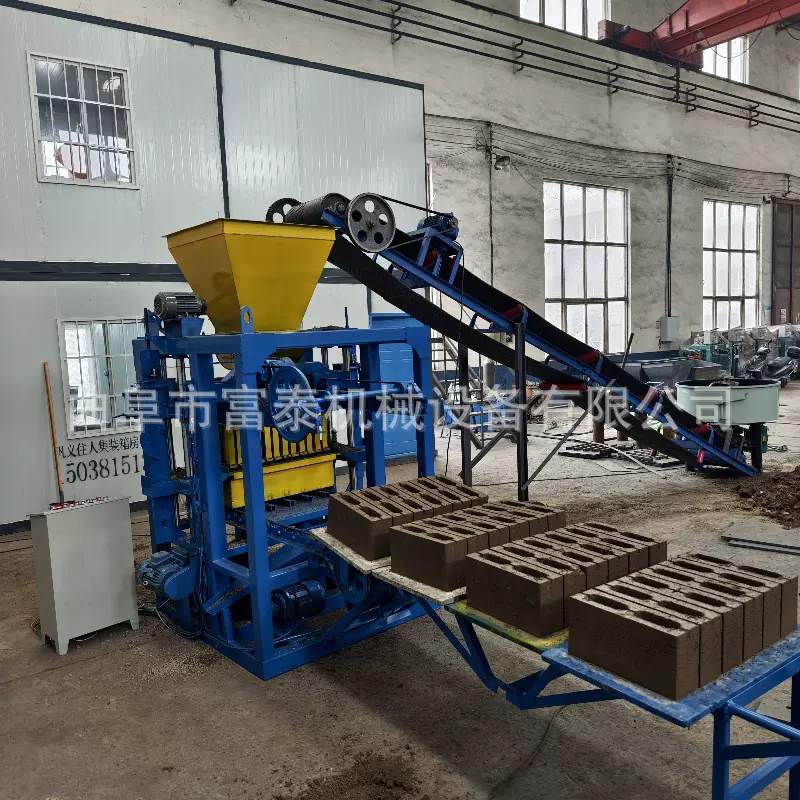 小型水泥砖机生产线建筑材料成型设备混凝土空心半自动免烧砌块机