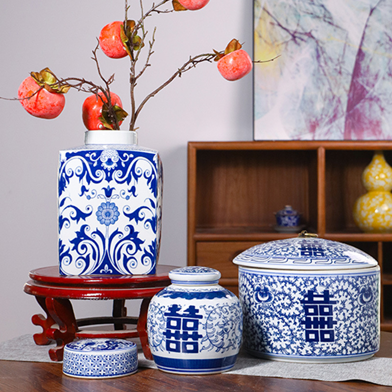 Jingdezhen 파란색과 흰색 도자기 꽃병 가격 홈 장식 장식품 골동품 도자기 차 항아리 저장 항아리 빈티지 도자기