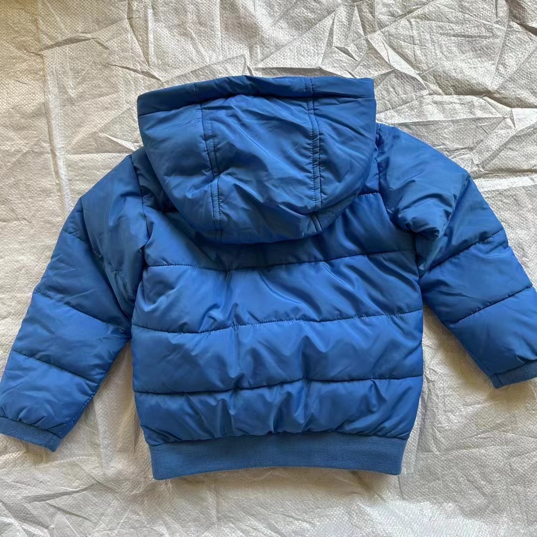Ropa acolchada de algodón para niños ropa acolchada de algodón de marca europea y americana 24 ropa acolchada de algodón con capucha para niños de invierno nuevos niños