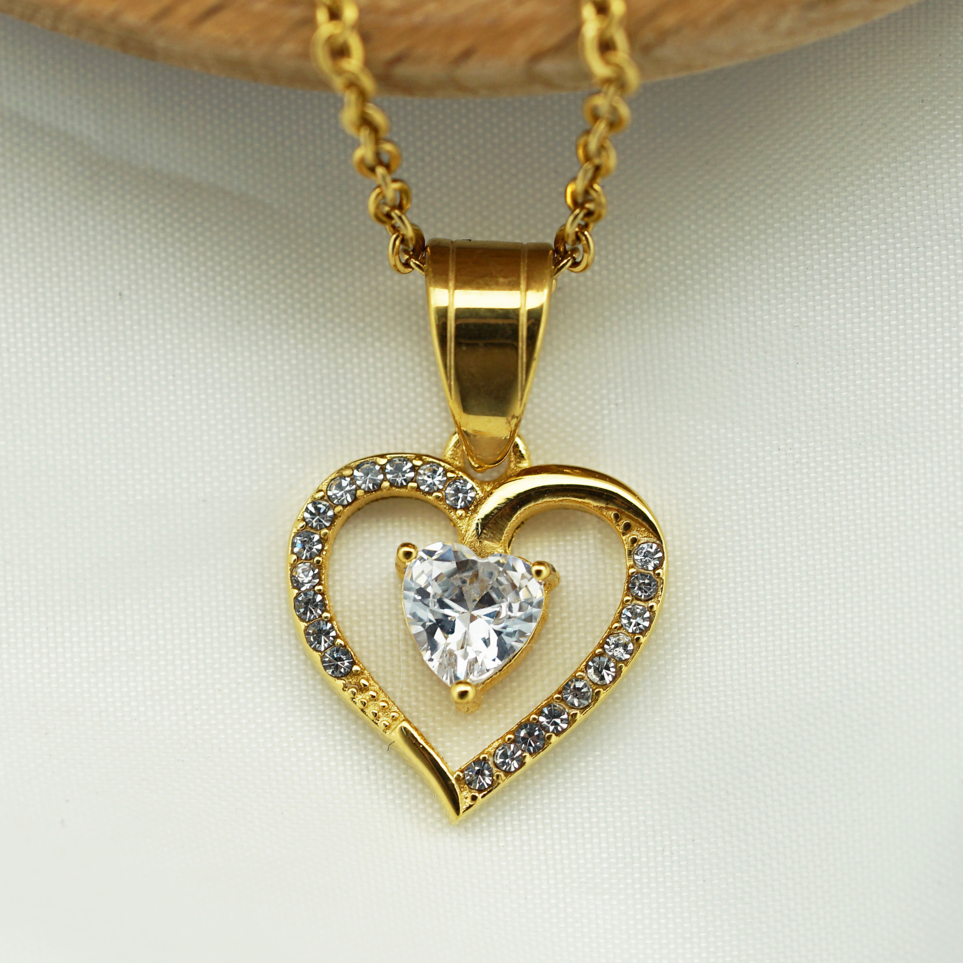 DIY Jewelry Accessories Classification 1 Piece 16 * 16mm 304 Stainless Steel Zircon Heart Shape Pendant