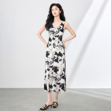 2506701-法式印花醋酸缎时尚碎花度假裙气质收腰连衣裙女夏款南油