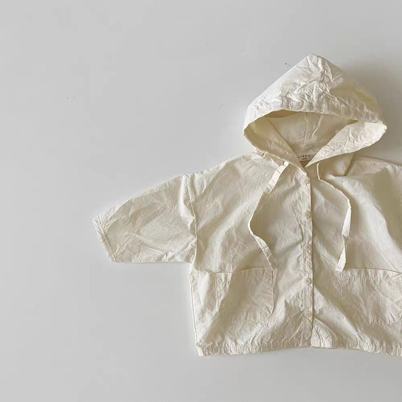 Estilo coreano INS de dibujos animados para niños a prueba de viento lindo abrigo cremallera con capucha estilo occidental de los niños abrigo de protección solar casual top