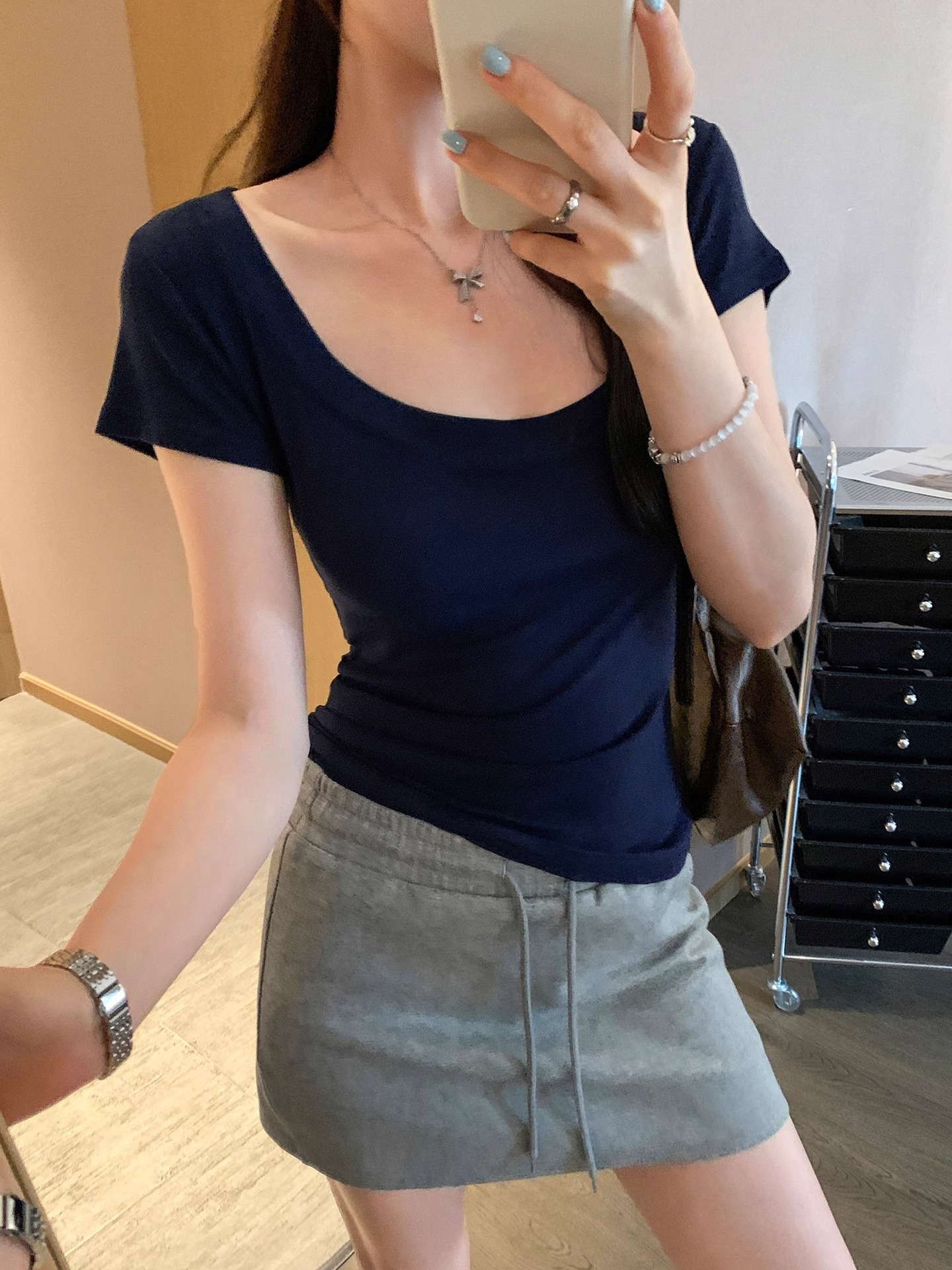 莱赛尔天丝羊毛薄款纯欲风粉色U领正肩短袖T恤女新款漂亮上衣