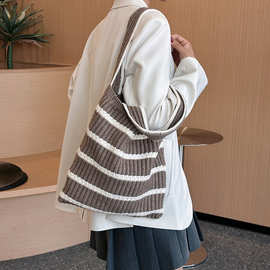 包包小众设计简约条纹针织单肩毛线包百搭休闲大容量购物袋女包