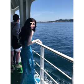 初夏绝美度假风法式设计感扎染蓝色吊带连衣裙女2026夏季新款长裙