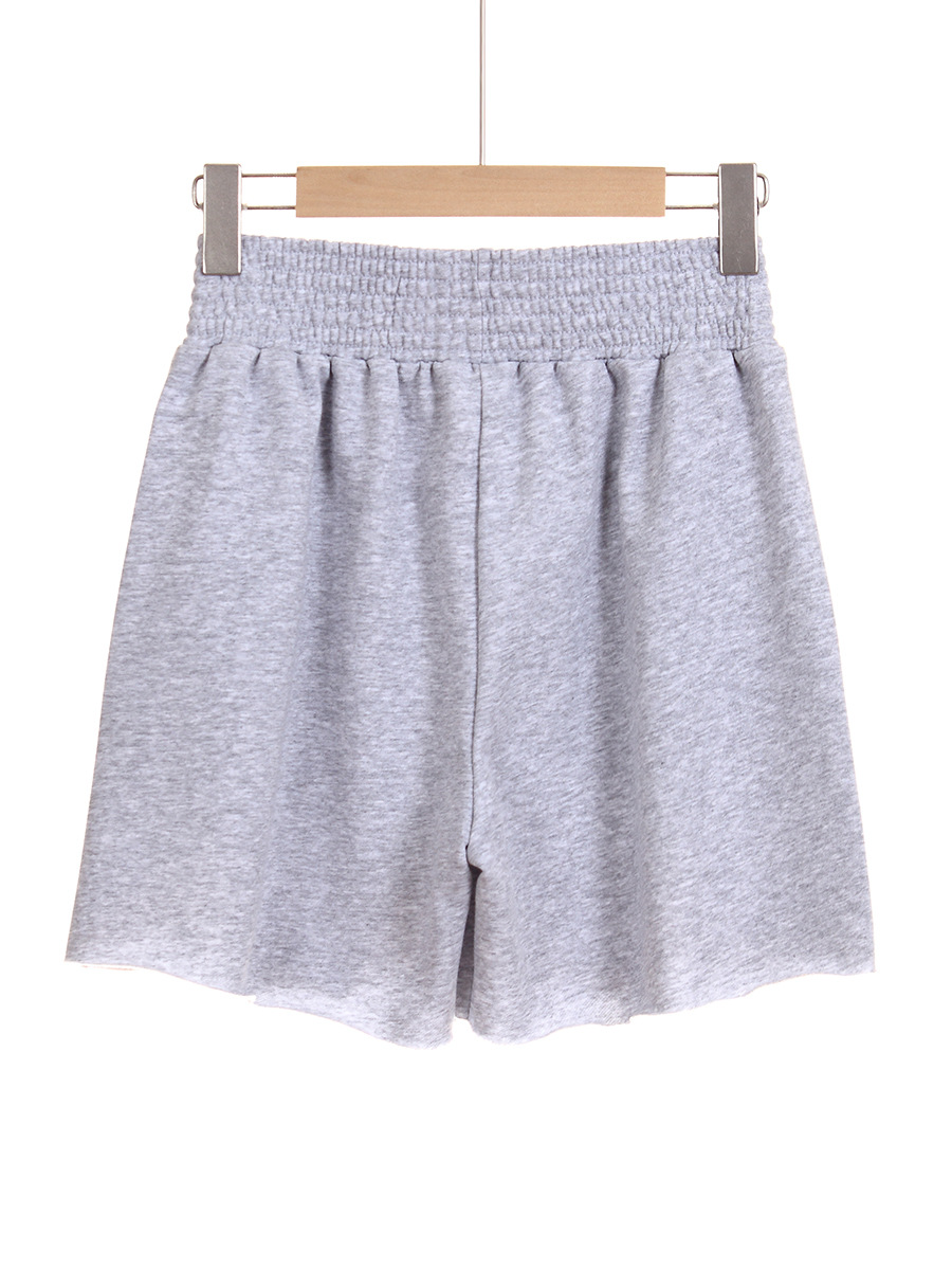 Women's relaxed wide-leg cotton shorts detail 5