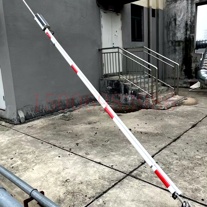 斜拉线太阳能警示灯夜间爆闪警示灯拉线保护套警示套管国家电网灯