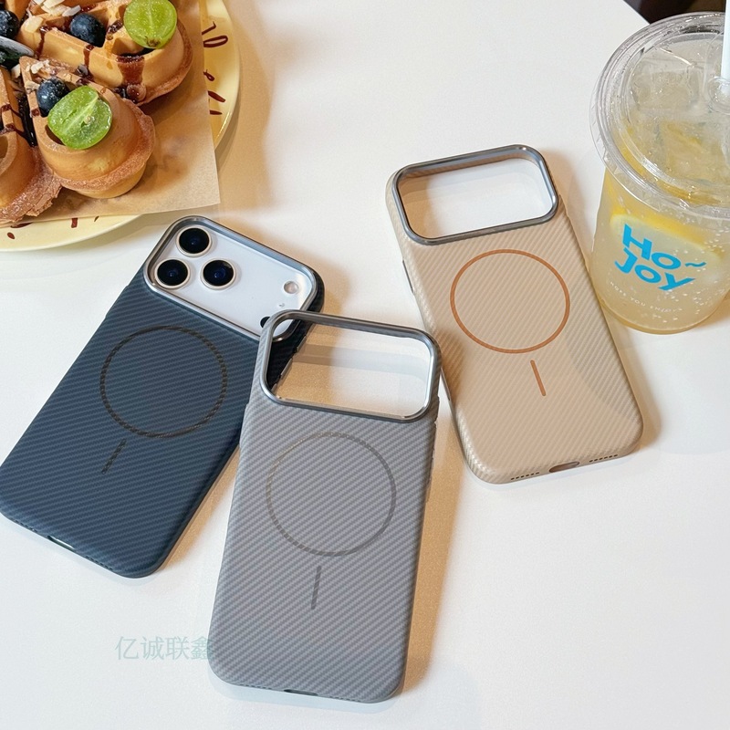 适用苹果17promax碳纤维纹磁吸手机壳iPhone16肤感15全包13保护套|undefined