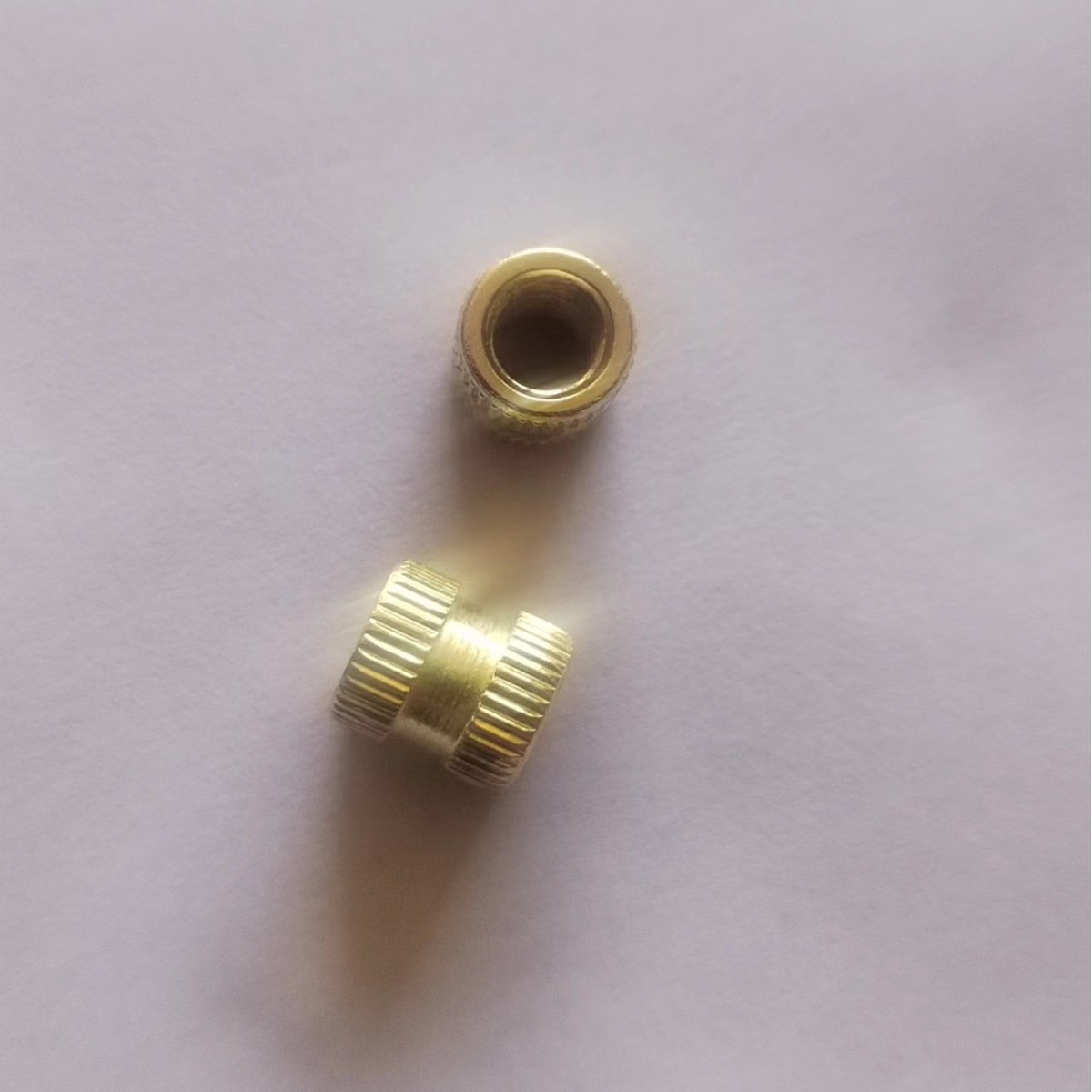 嵌装滚花螺母注塑嵌件直纹带槽不锈钢包胶嵌件碳钢滚花螺帽