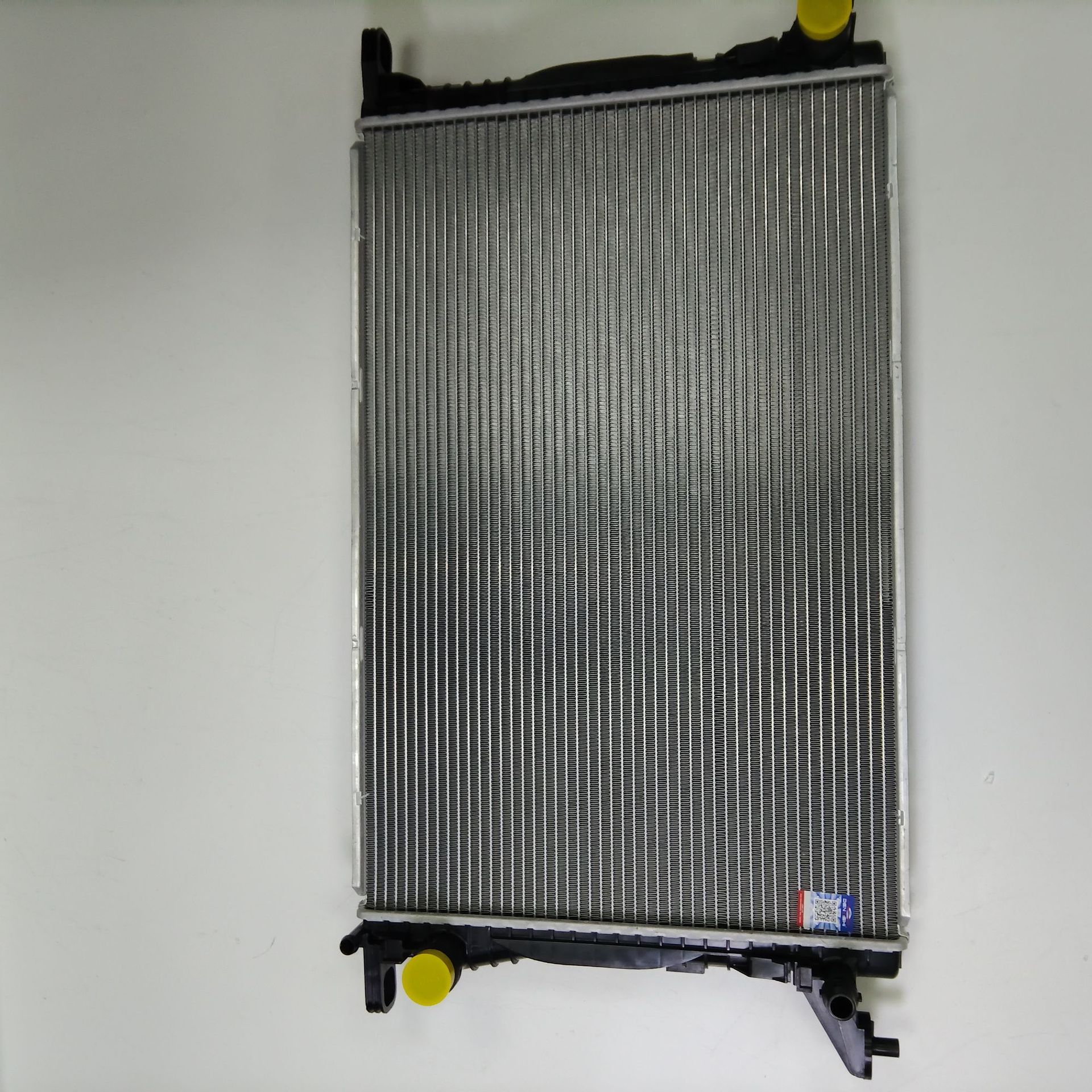 Suitable for 2017-2025 Audi A6L/A7/A8/Q7/Q8 Radiator Water Tank 95812125110