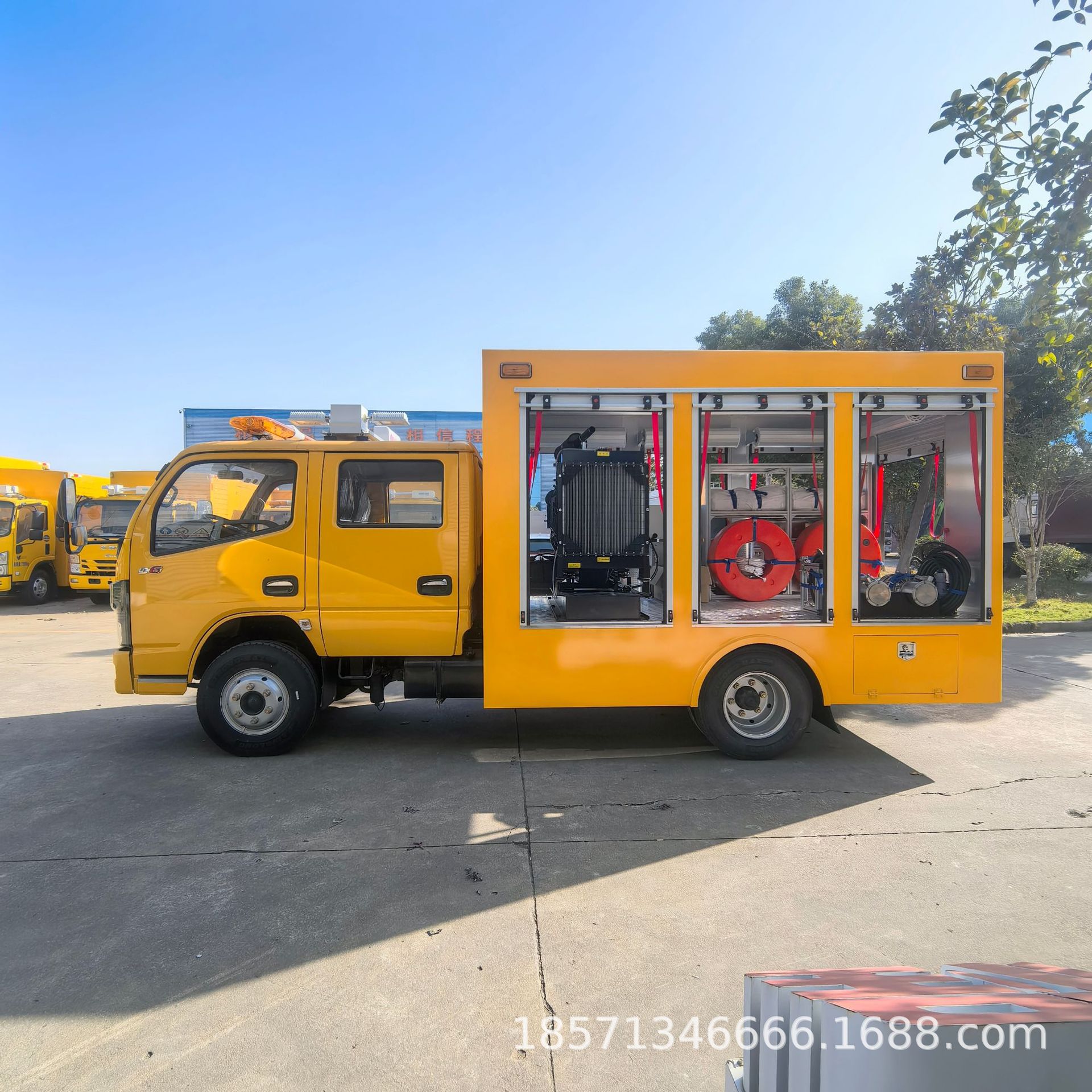 东风多利卡排水车