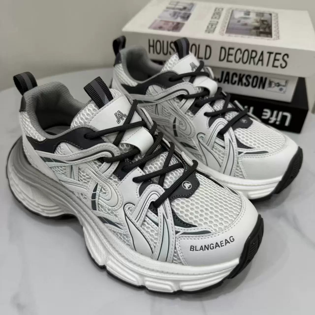 Женские кроссовки на толстой подошве, новинка лета 2025, дышащие повседневные кроссовки из сетки, легкие спортивные кроссовки для бега.