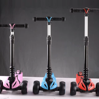 外贸scooter儿童滑板车3-6岁闪光大三轮免安装溜溜踏板车加工定制