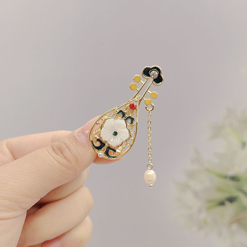 Ancient fan pipa brooch high-end niche corsage hairpin retro high-end pin clothing accessories wholesale women