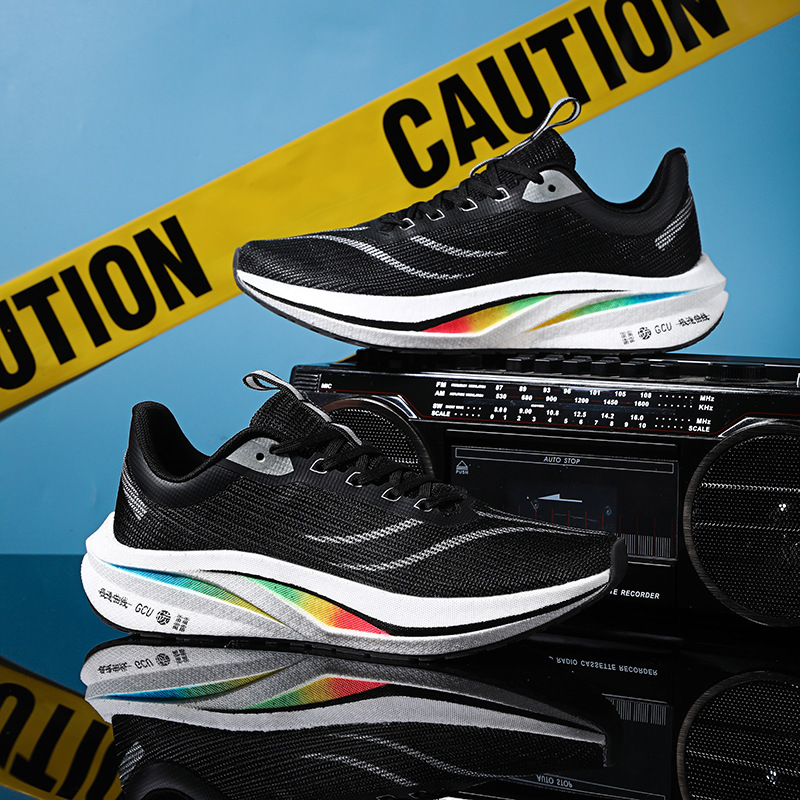 2026 hombres y mujeres zapatos de carreras de carbono luminoso nocturna palomitas de maíz suela amortiguación transpirable primavera y verano baja malla zapatos deportivos para trotar