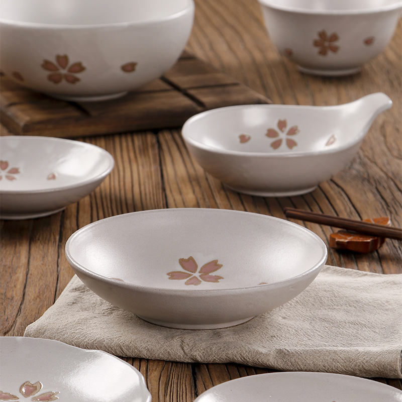 Export Last Order Sale Japanese Coarse Pottery Small Bowl Small Dish Matte Glaze Retro Hot Pot Dipping Bowl Flavor Dish Wholesale