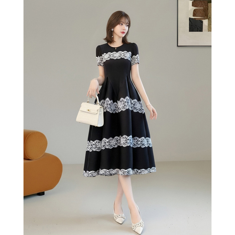 Light Blue Gradient Dress Short-Sleeved Summer Sanya Seaside Dress Miyake New Style Plus Size Mother's Spring Dress