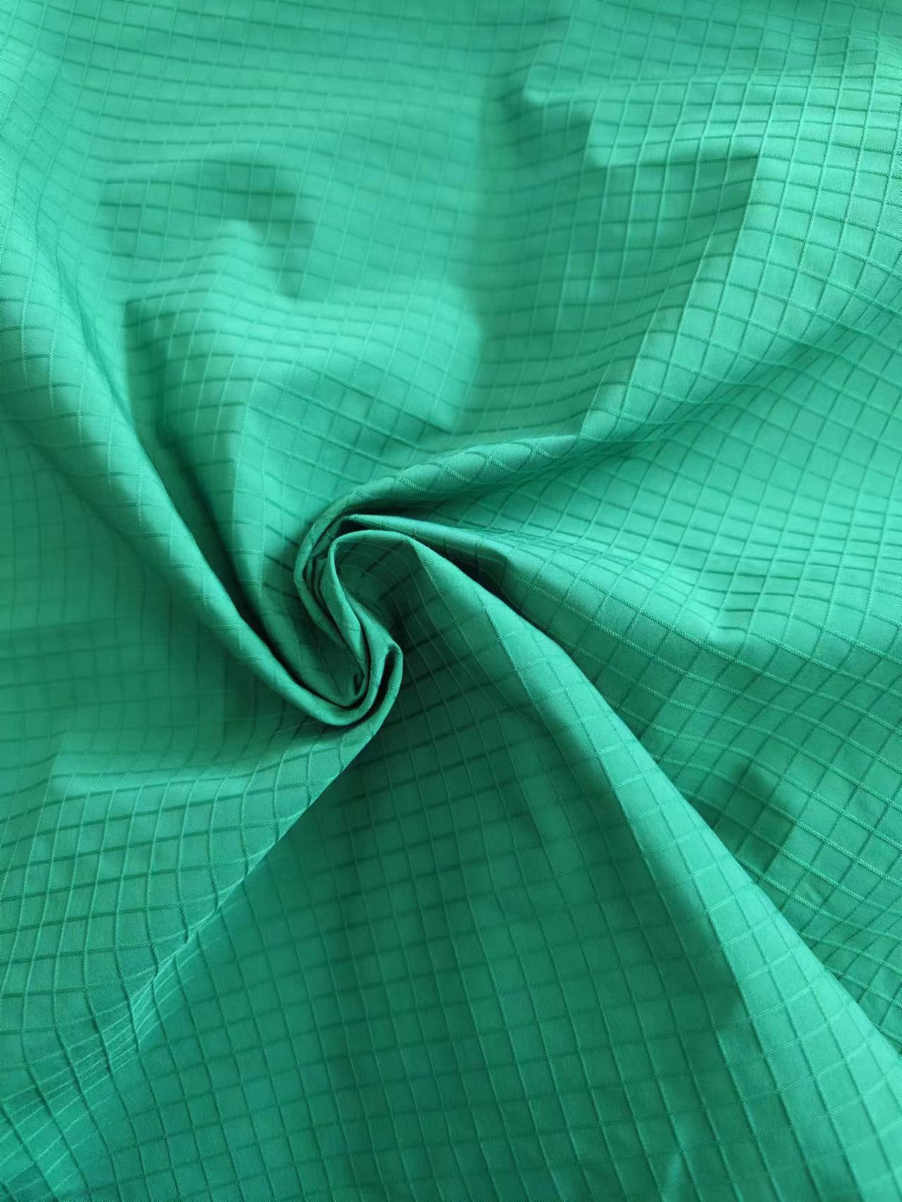 全涤记忆格子肌理感面料记忆麻花格形态记忆免烫挺括棉感无氨弹力
