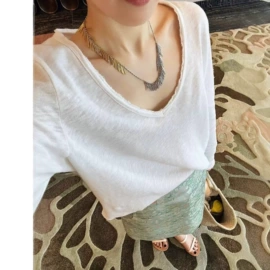 女式牛仔裤;女式T恤;休闲裤