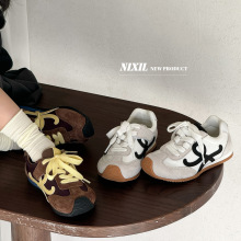 2025年春季新款儿童休闲鞋复古撞色男童鞋子轻便透气女童阿甘鞋