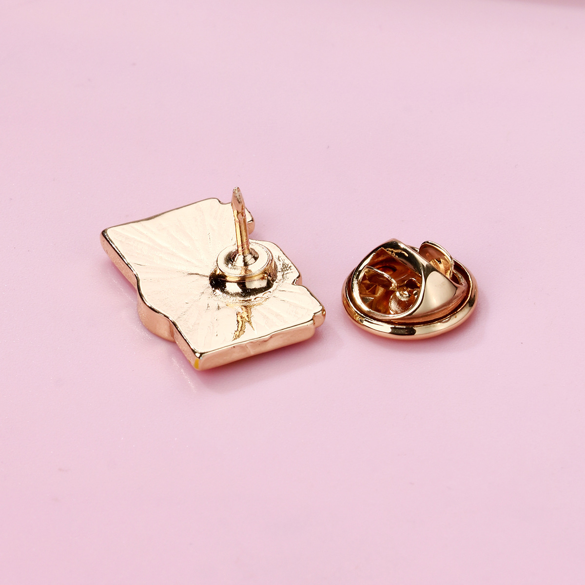9g Weight Brooches Classification Daily Occasion Alloy Material Basketball, Football Pattern All Seasons Season Unisex Gender Plating Design Cute, Modern Style Style Cute Modern Style Pin Basketball Football Alloy Plating Unisex Brooches 7