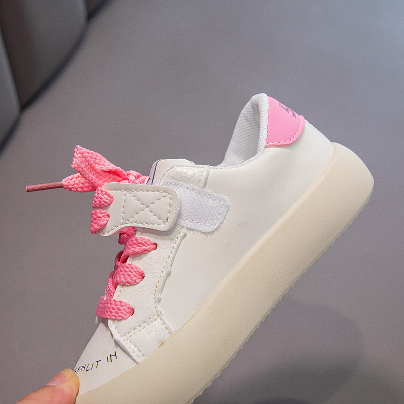 Chaussures de planche en cuir pour enfants, version coréenne, avec semelles souples, nouvelle coupe basse décontractée pour garçons et filles, printemps-automne_voghion.com