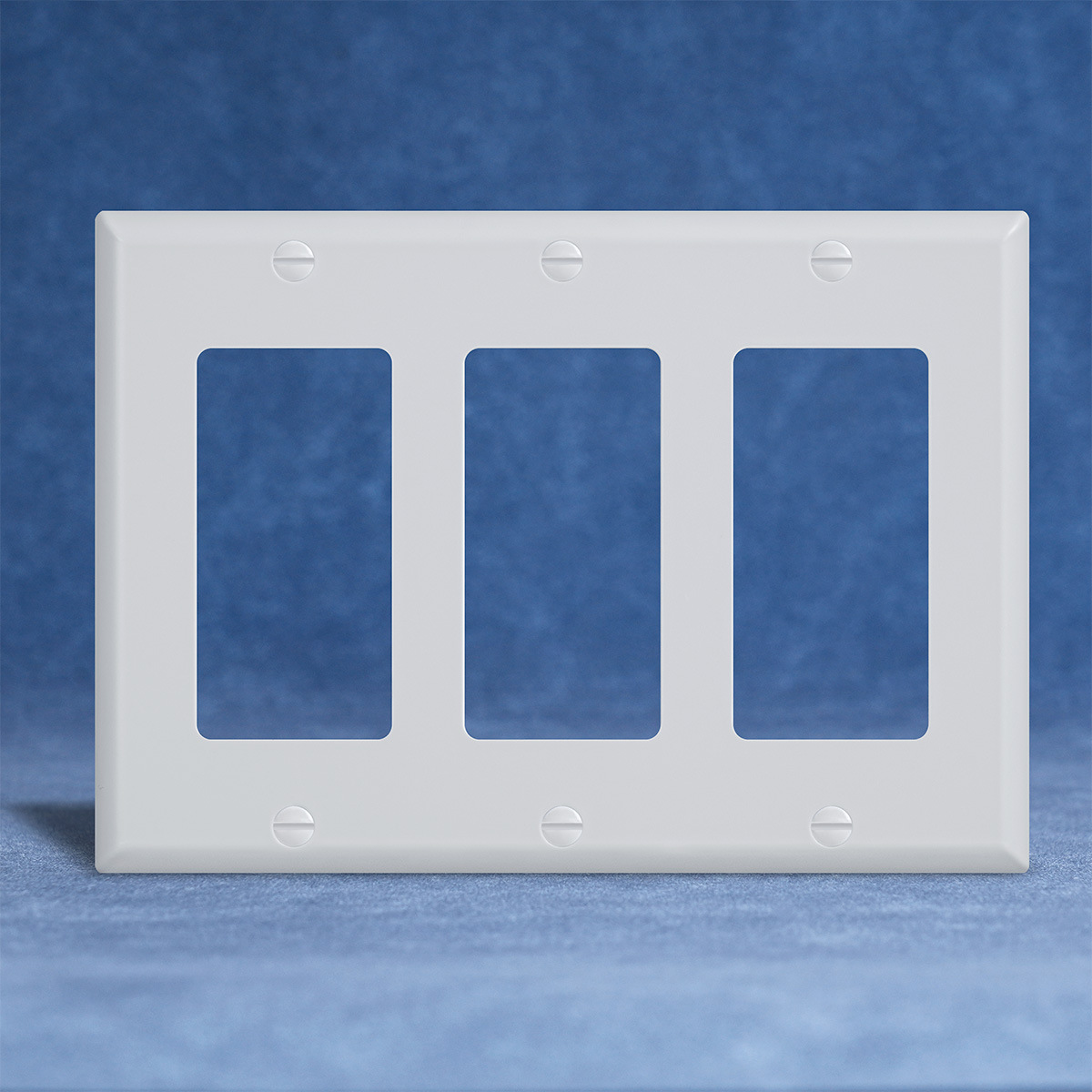 Comercio electrónico transfronterizo exclusivo para la decoración de estilo americano con enchufe blanco con TR 15A 20A 125V enchufe UL