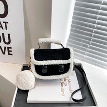 毛绒单肩手提马鞍包绒包包女包秋冬新款小众磨砂手提包复古斜挎包