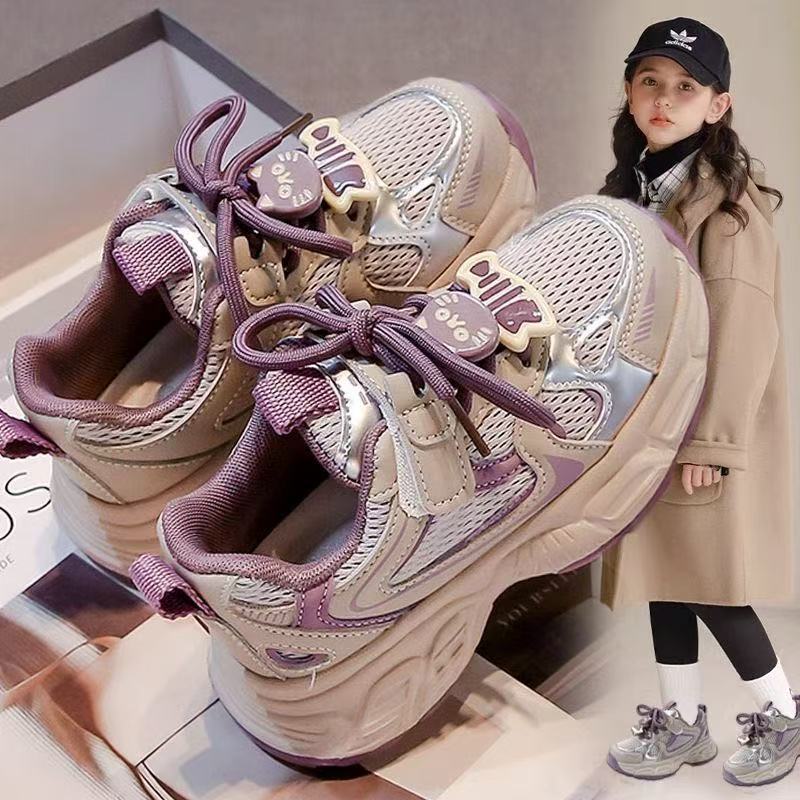 Zapatos de primavera y otoño para niñas 2026 nuevos zapatos de deporte transpirables de malla para niños zapatos casuales de dibujos animados zapatos de running para niños