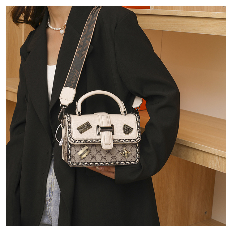 Borsa a tracolla vintage in pelle PU da donna, nuovo distintivo monogramma a contrasto di colore 2025, 2 tracolle regolabili, borsa a tracolla_voghion.com