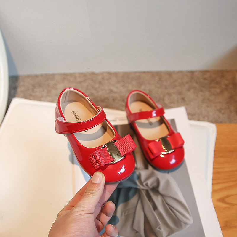 Versione coreana Dolce Fiocco in pelle da ragazza Suola morbida rossa Baby Little Princess Scarpe per bambini primaverili e autunnali_voghion.com