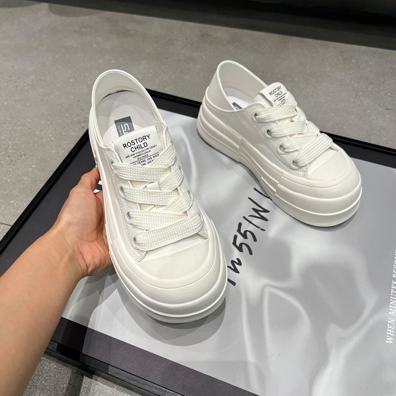Sneaker Image 3