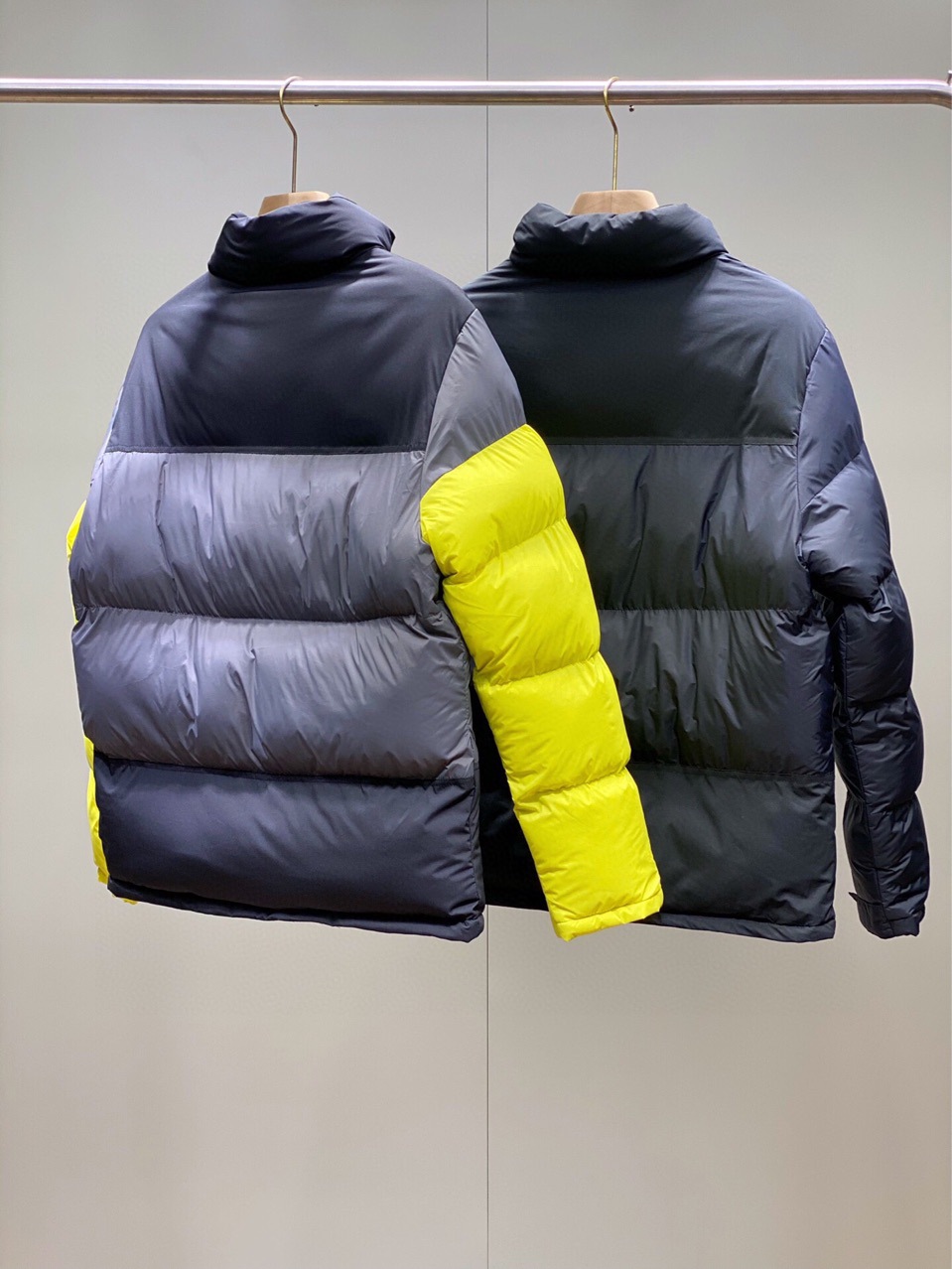 Herrenbekleidung Winter trendige Paar Baumwolljacke verdickte Brotkleidung Freizeitgeist warmer Mantel Baumwolljacke Männer_voghion.com