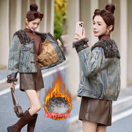 2025冬装新款牛仔拼接PU皮羽绒服女士高定潮流仿毛90%白鸭绒外套