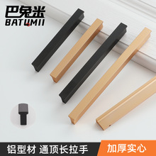 T�����ֺ�ɫ��ɫͨ피��Lһ�֙���Ь�����T���ֳ���X�Ͻ𺆼s