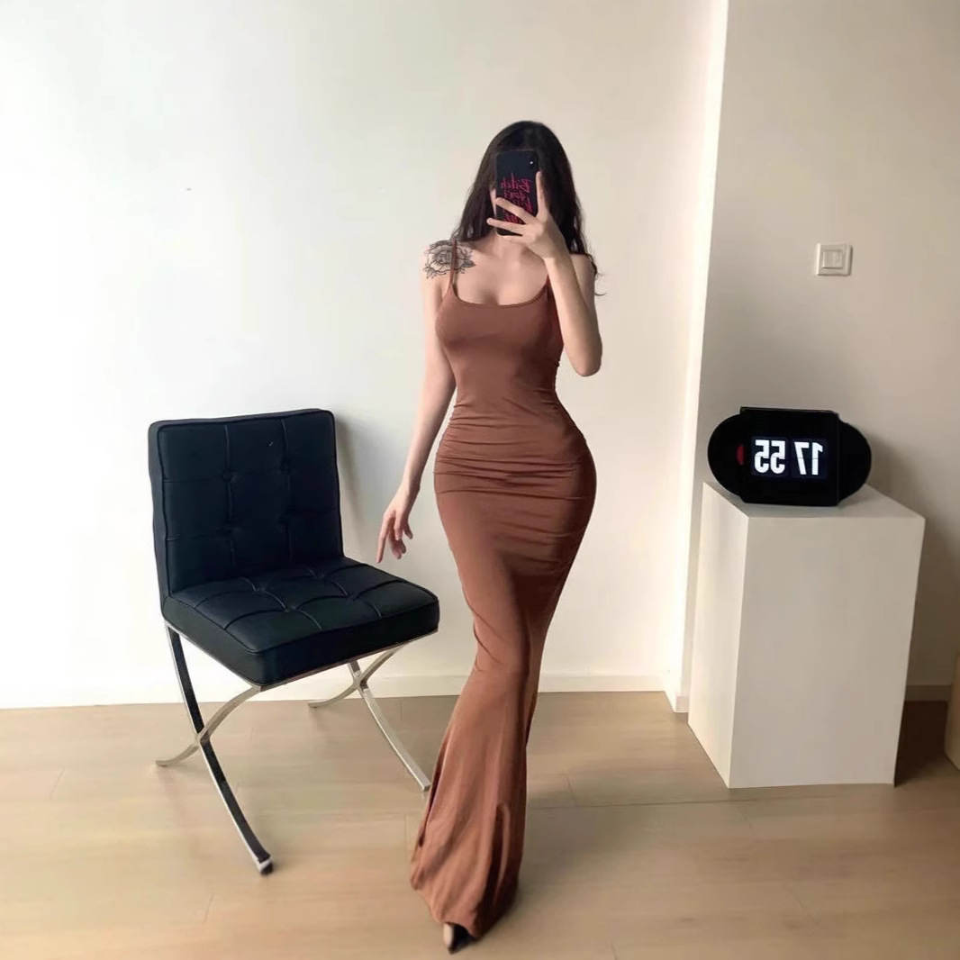 2025 New Summer Style Sexy Backless High-Waisted Suspender Dress, Feminine Slim Sexy Fashionable Waist Long Skirt