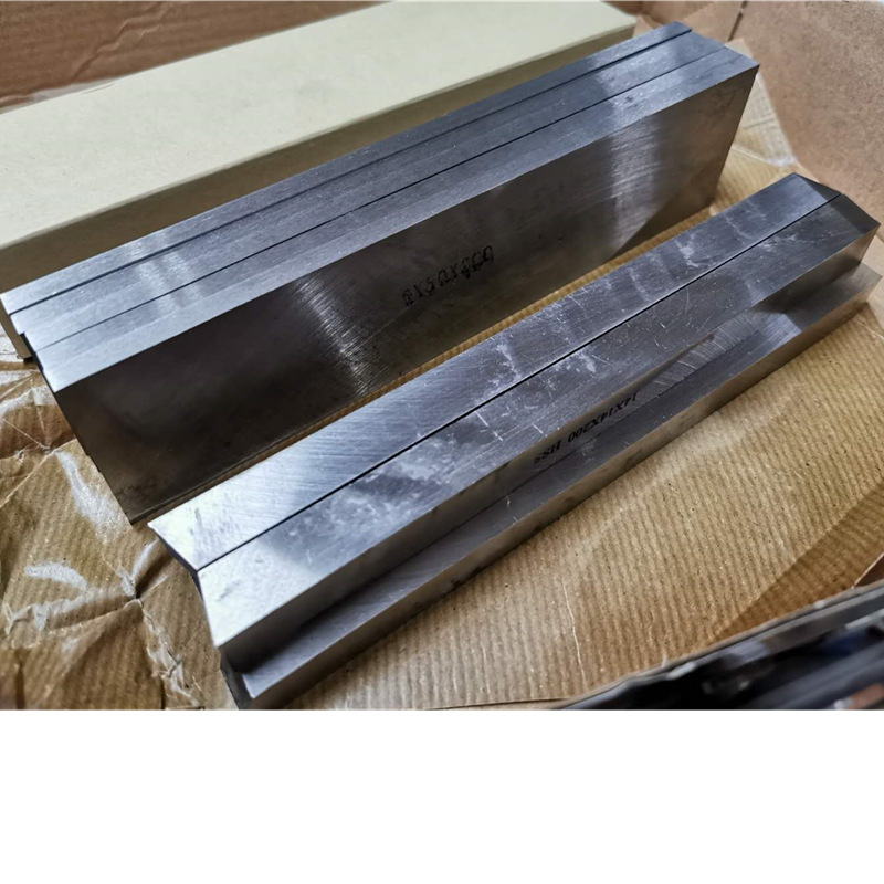 高速钢车刀/白钢条白钢刀8X10X200-12X50X200
