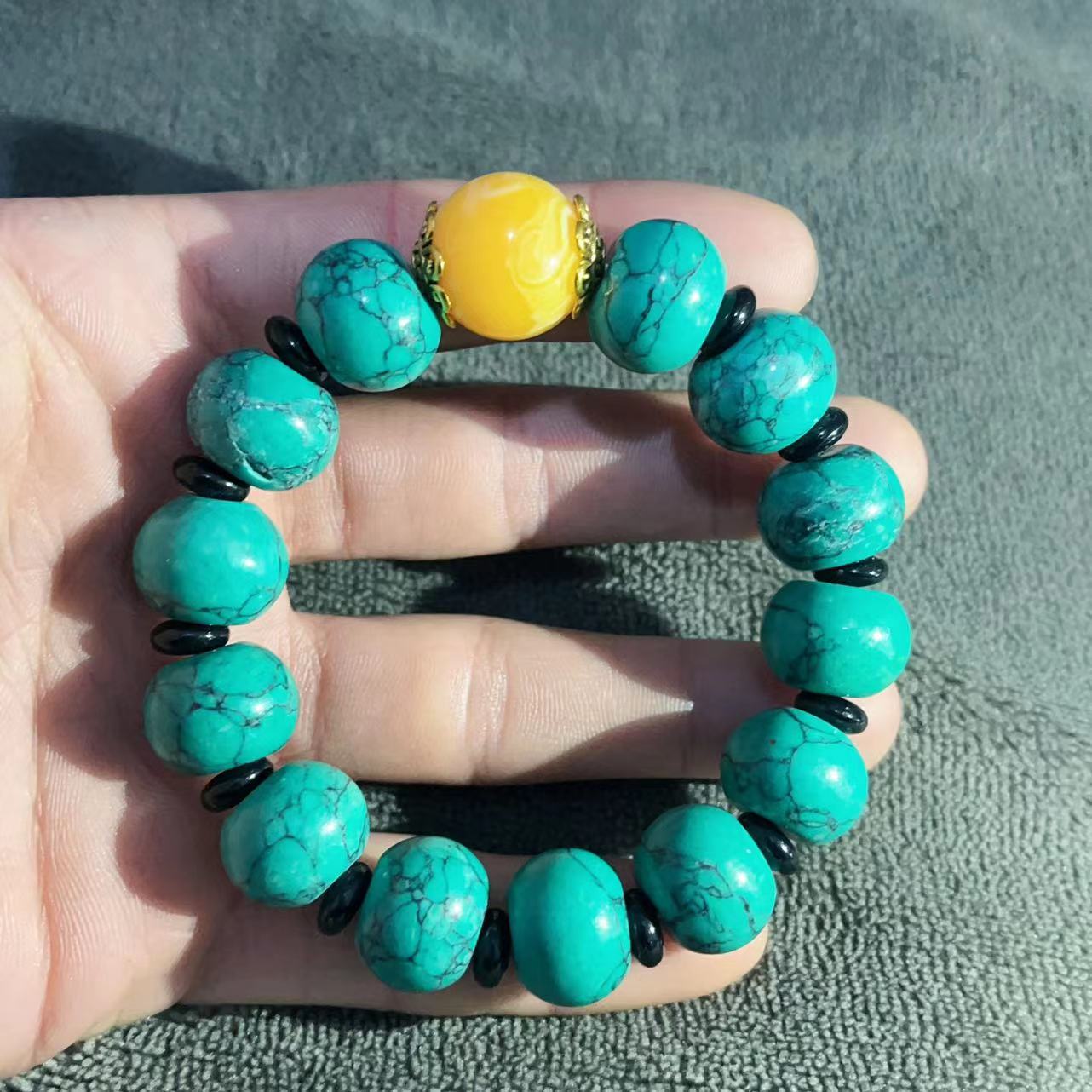 厂家直销绿松石手串男女款老型桶珠蜜蜡单圈文玩手链复古批发