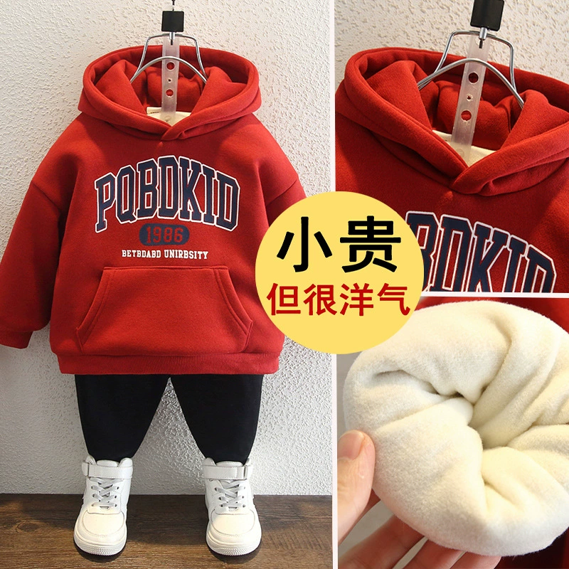 # Рекордный мальчик плюс бархатный свитник 2024 Новые дети-мачехи зимние дети теплые и иностранные осенние и толстые красные