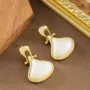 韩国新款女士亚克力耳坠