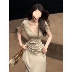 法式纯欲风气质领黑色连衣裙女夏季新款修身显瘦收腰长裙子