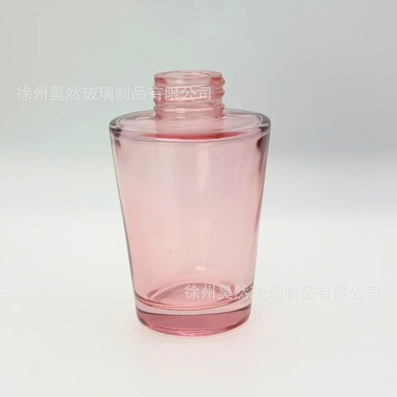 Botella vacía europea simple de alto valor nominal botella de fragancia de madera sólida botella de aceite esencial de caña cónica sin fuego 28 dientes botella de vidrio