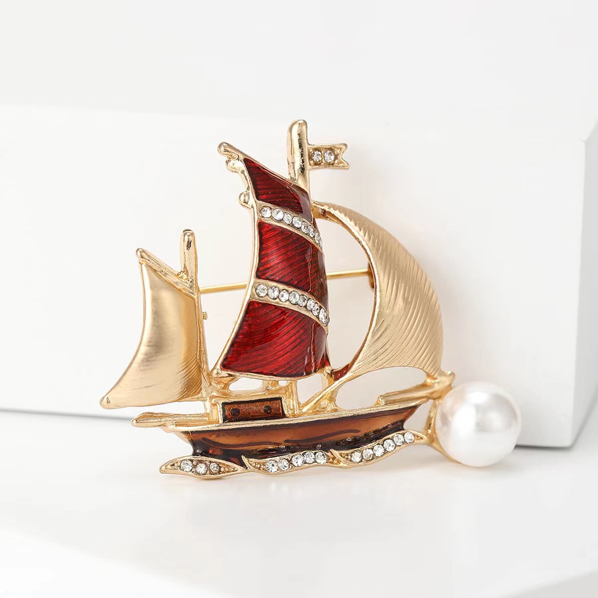 Smooth Sailing Enamel Sail Brooch Classy Niche Classy Classy Corsage Pearl Retro Brooch Clothing for Women