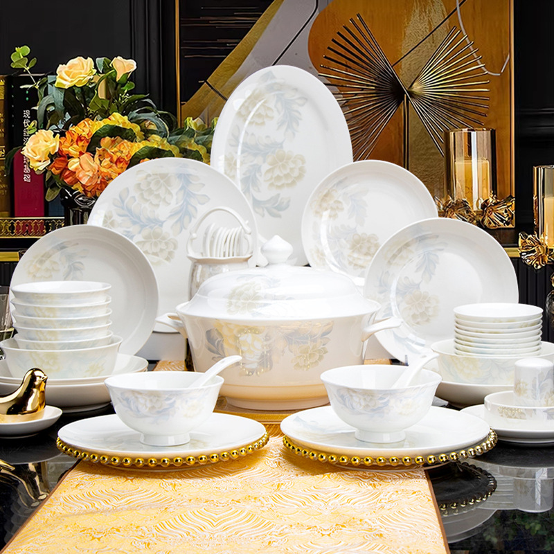 Jingdezhen European-Style Bone China Tableware Set, High-End Chinese Ceramic Bowls, Chopsticks, Plates, and Dishes for Home Use, Creative Design